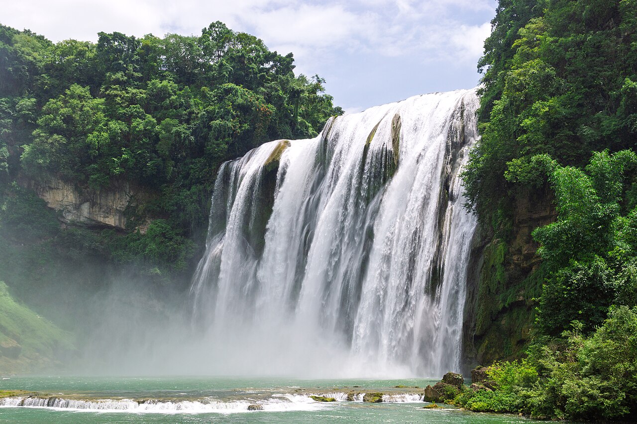 Anshun Travel Guide: Huangguoshu, Caves and Tunpu Villages
