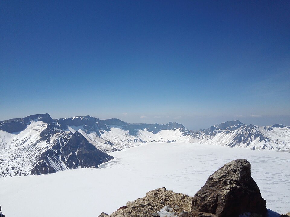 Changbai Mountain: Fringe Gates, Forest Zones, Waterfalls and Tips