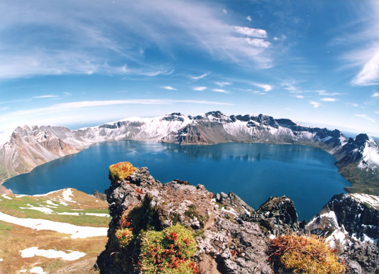 Baishan Travel Guide: Changbai Mountain Gates and Tianchi