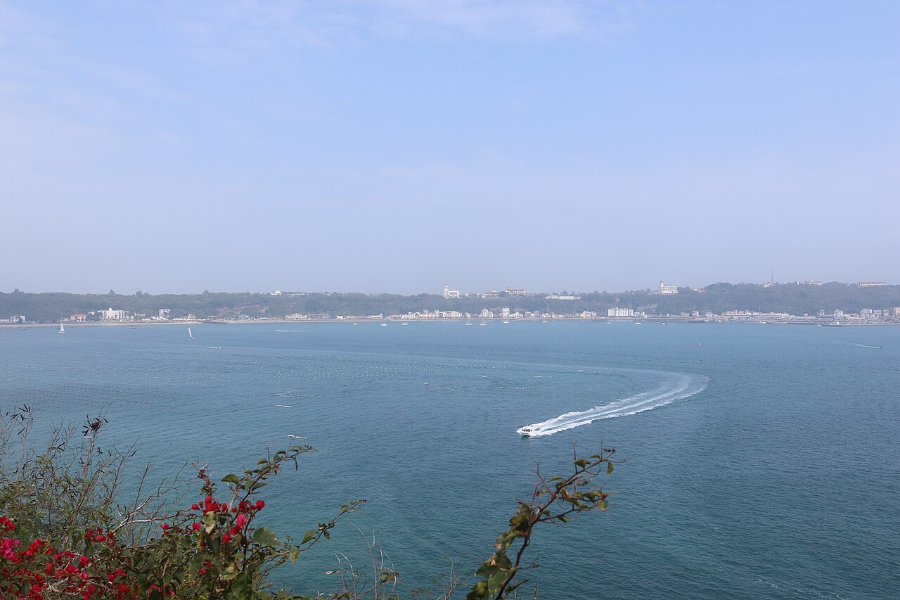 Weizhou Island, Beihai: Volcanic Coast, Coral-Stone Churches, Ferries and Island Ticket