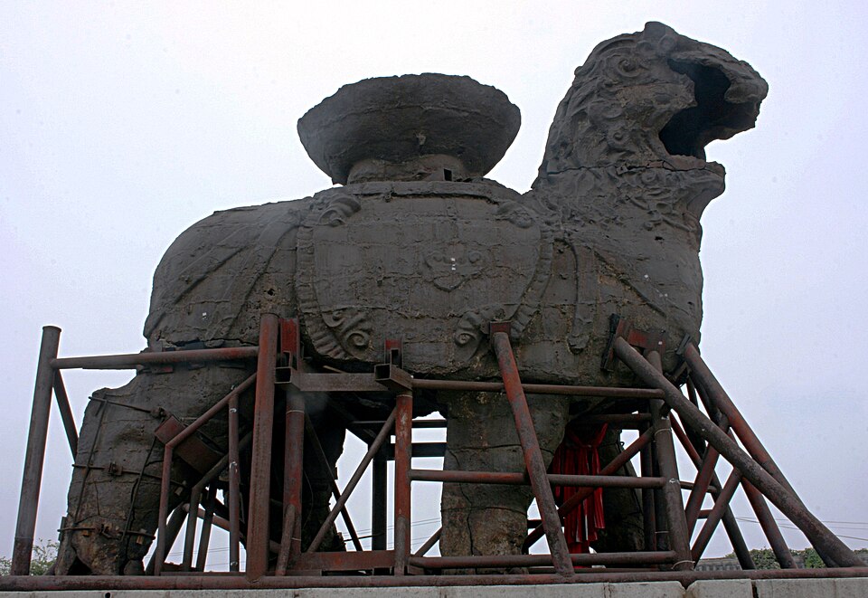 Cangzhou Travel Guide: Iron Lion and Grand Canal Edges