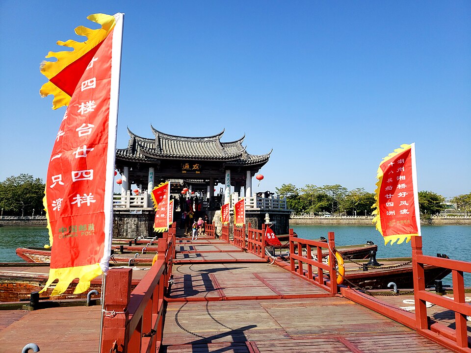 Chaozhou Travel Guide: Guangji Bridge and Kaiyuan Temple