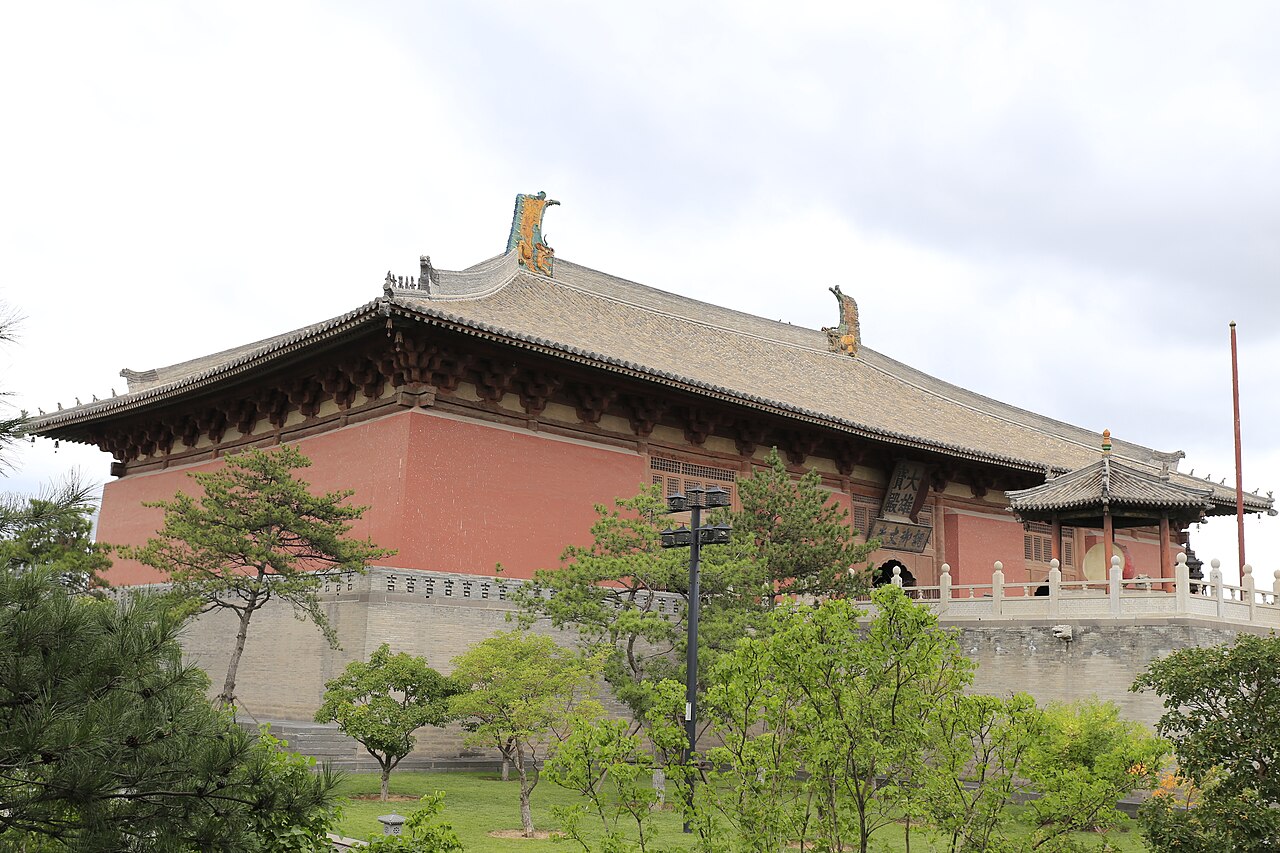 Huayan Temple, Datong: Liao Sutra Hall, Jin Mahavira Hall, Smiling Bodhisattva and Tickets