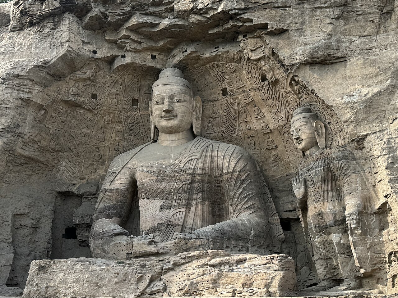 Datong Travel Guide: Yungang, Hanging Temple and Old City