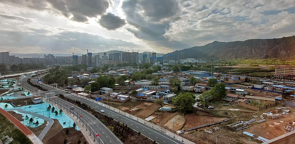 Dingxi Travel Guide: Loess Counties near Lanzhou