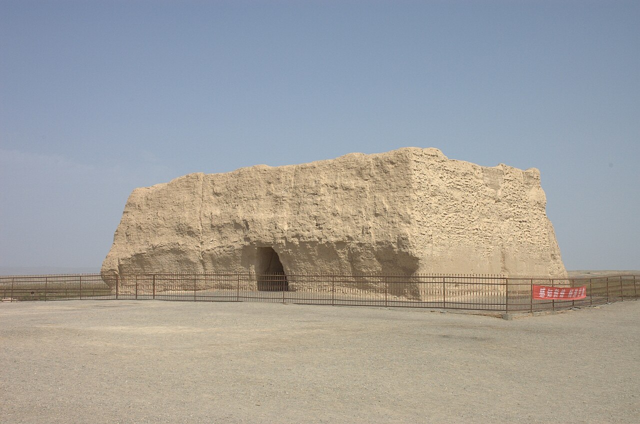 Yumen Pass, Dunhuang: Jade Gate Ruins and Gobi Day Trip