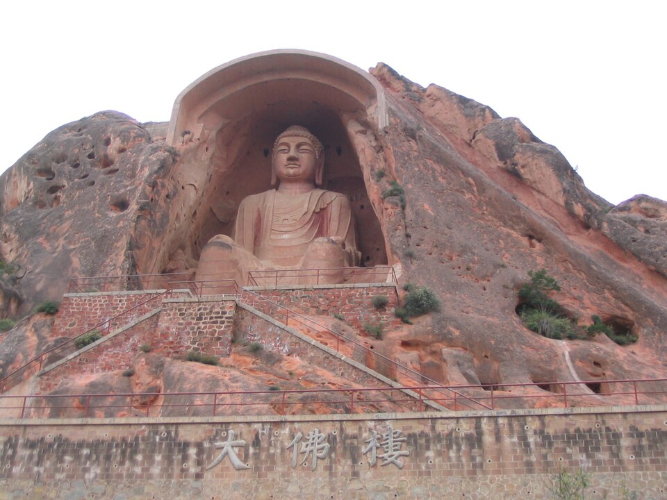 Cave 5 Great Buddha pavilion at Xumishan Guyuan