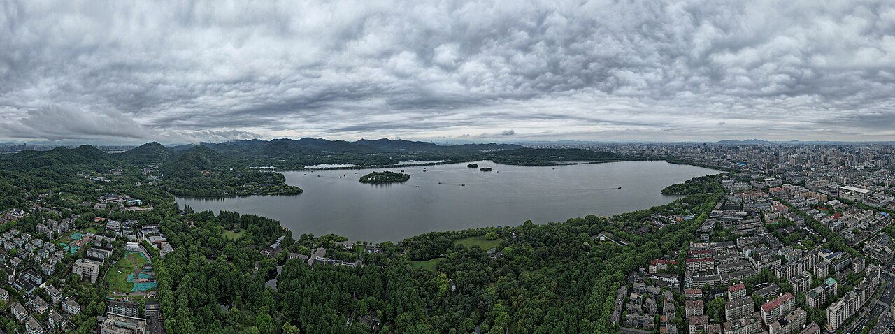 Hangzhou Travel Guide: 6 Places to Visit (3-Day Route)
