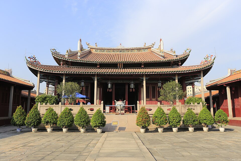 Jieyang Travel Guide: Confucian Temple and Chaoshan Food