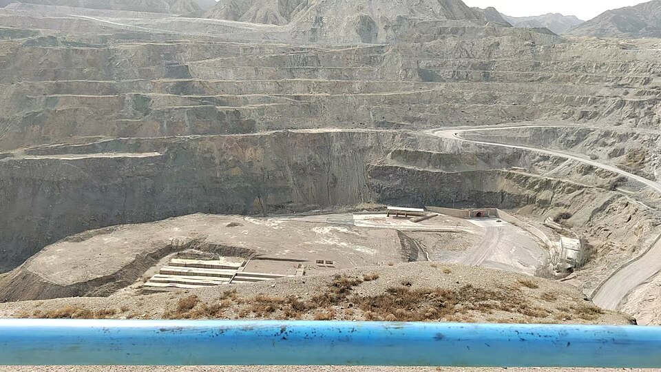 Jinchang Travel Guide: Nickel City, Mars Base 1 and Liqian