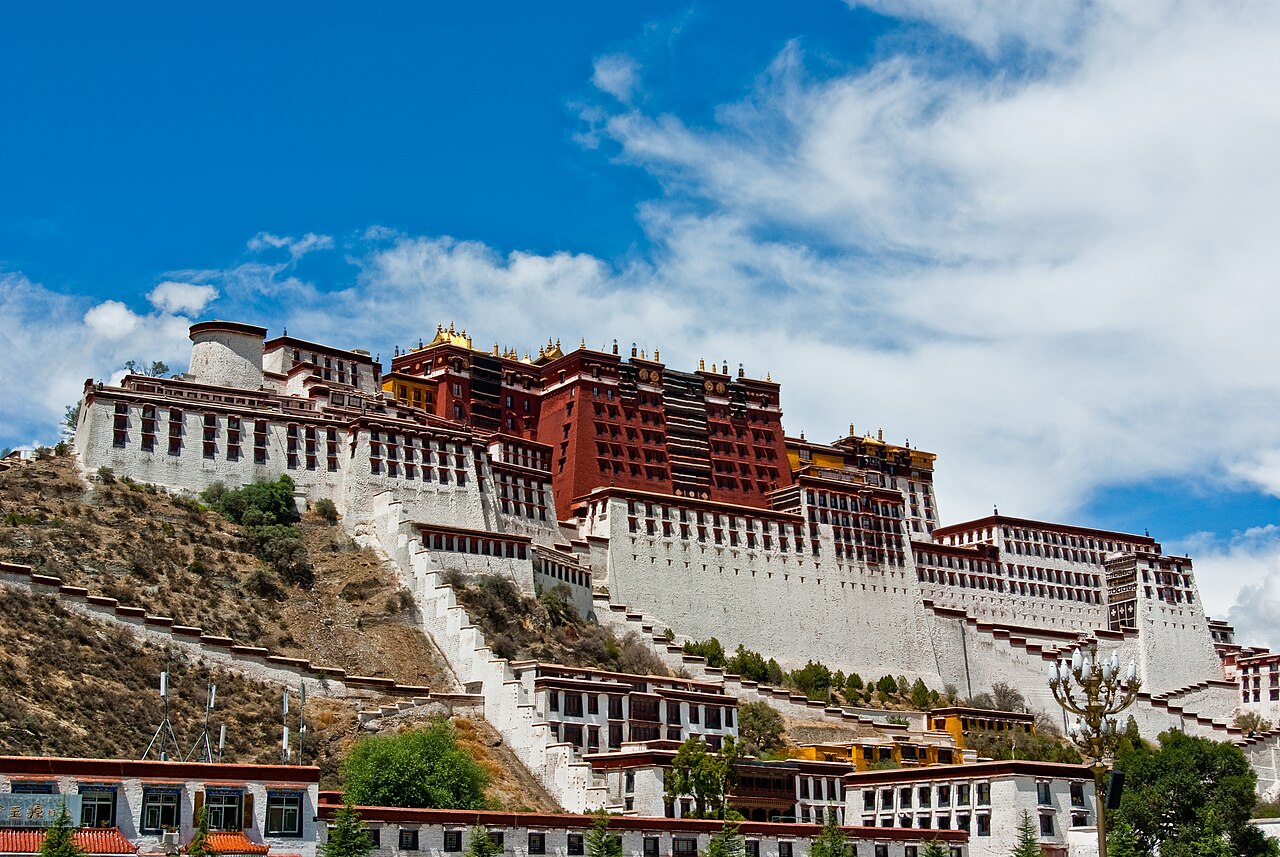 Lhasa Travel Guide: Potala, Jokhang, Namtso and 4 Days