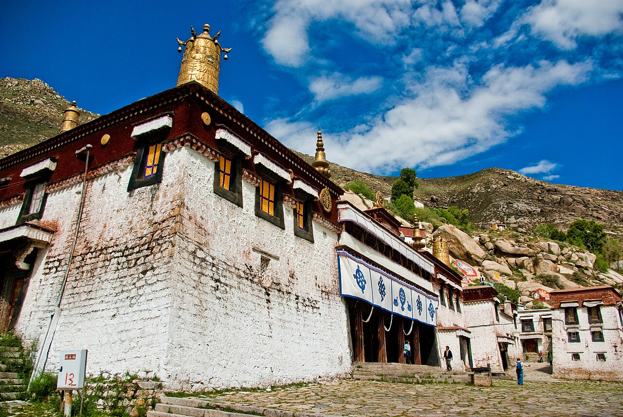 Sera Monastery, Lhasa: Watching the Afternoon Debates