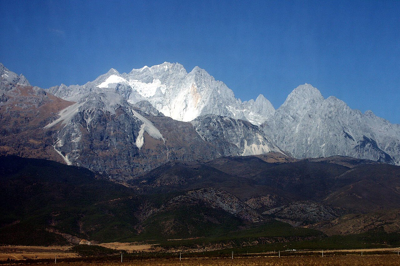 Jade Dragon Snow Mountain: Cable Cars, Altitude