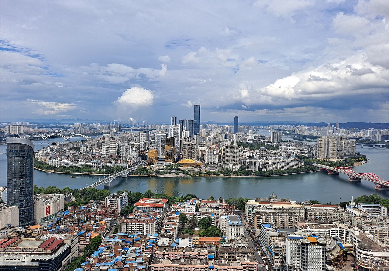 Liuzhou Travel Guide: River Views, Longtan, Luosifen