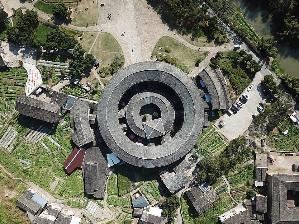 Longyan Travel Guide: Yongding Tulou and Hakka Courts