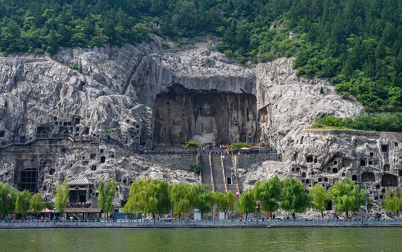 Luoyang Travel Guide: Longmen, White Horse, Museum