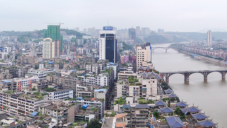 Luzhou Travel Guide: Laojiao Cellars and the Yangtze