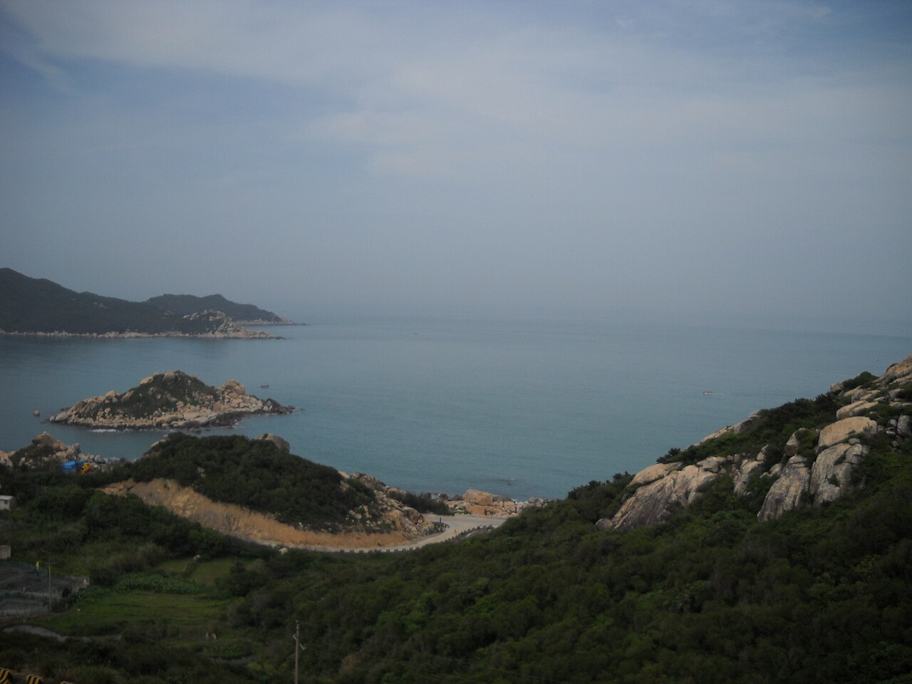 Beach and sea at Qing'ao Bay, Nan'ao Island