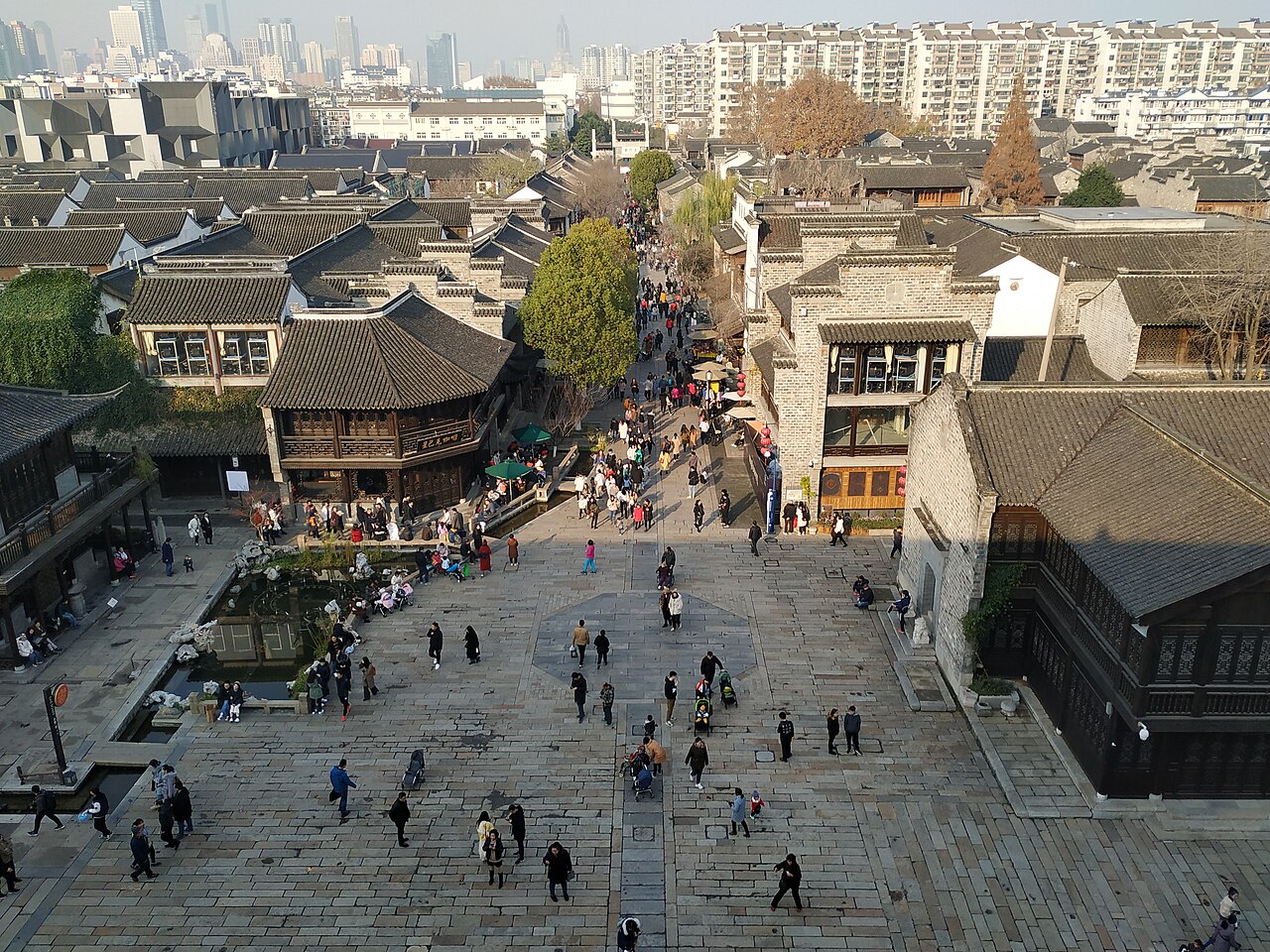 Old South Gate (Laomendong), Nanjing: Lanes and Zhonghua Gate