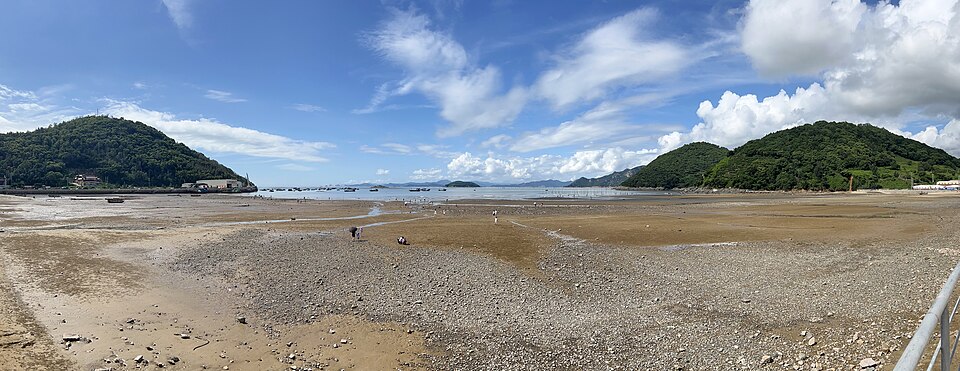 Xiaohao Beach shoreline in Xiapu Ningde