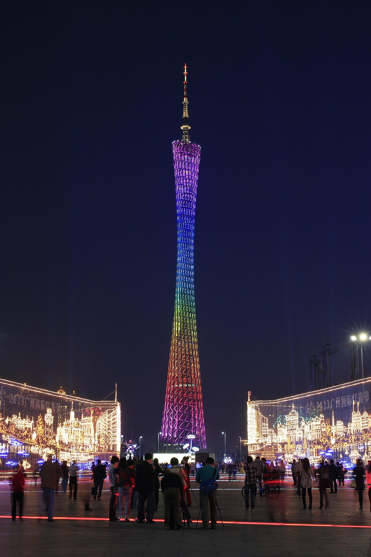 Canton Tower at night