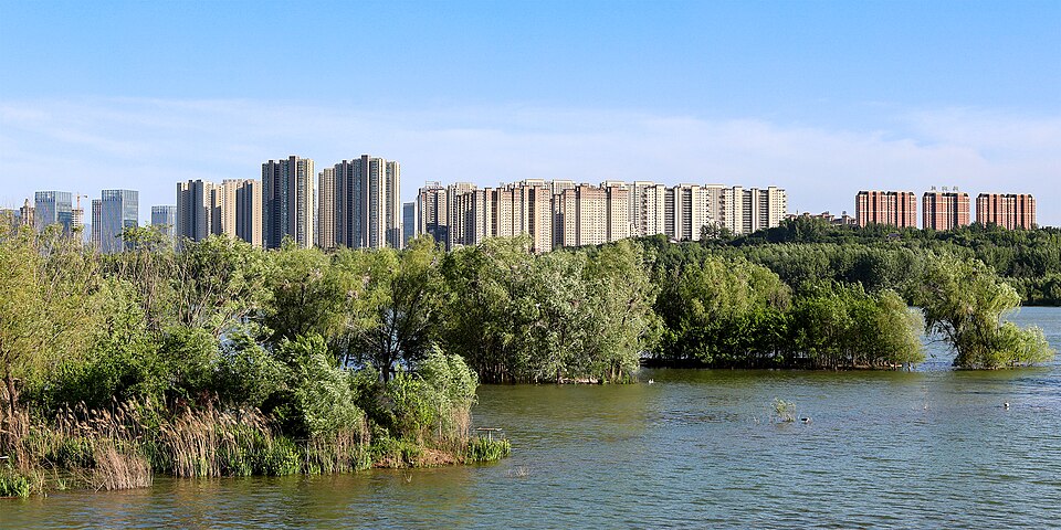 Sanmenxia Travel Guide: Swan Lake, Guo Museum, Sunken Homes