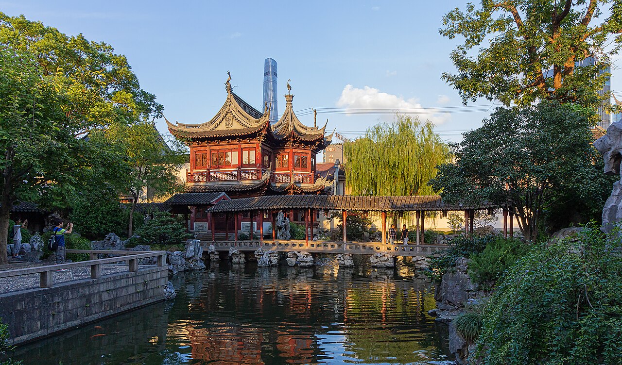 Halls and rockery in Yu Garden, Shanghai