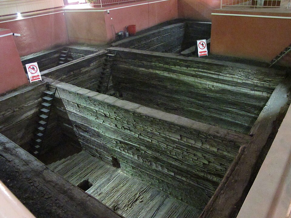 Suizhou Travel Guide: Marquis Yi's Tomb, Zeng Bronzes, Yandi