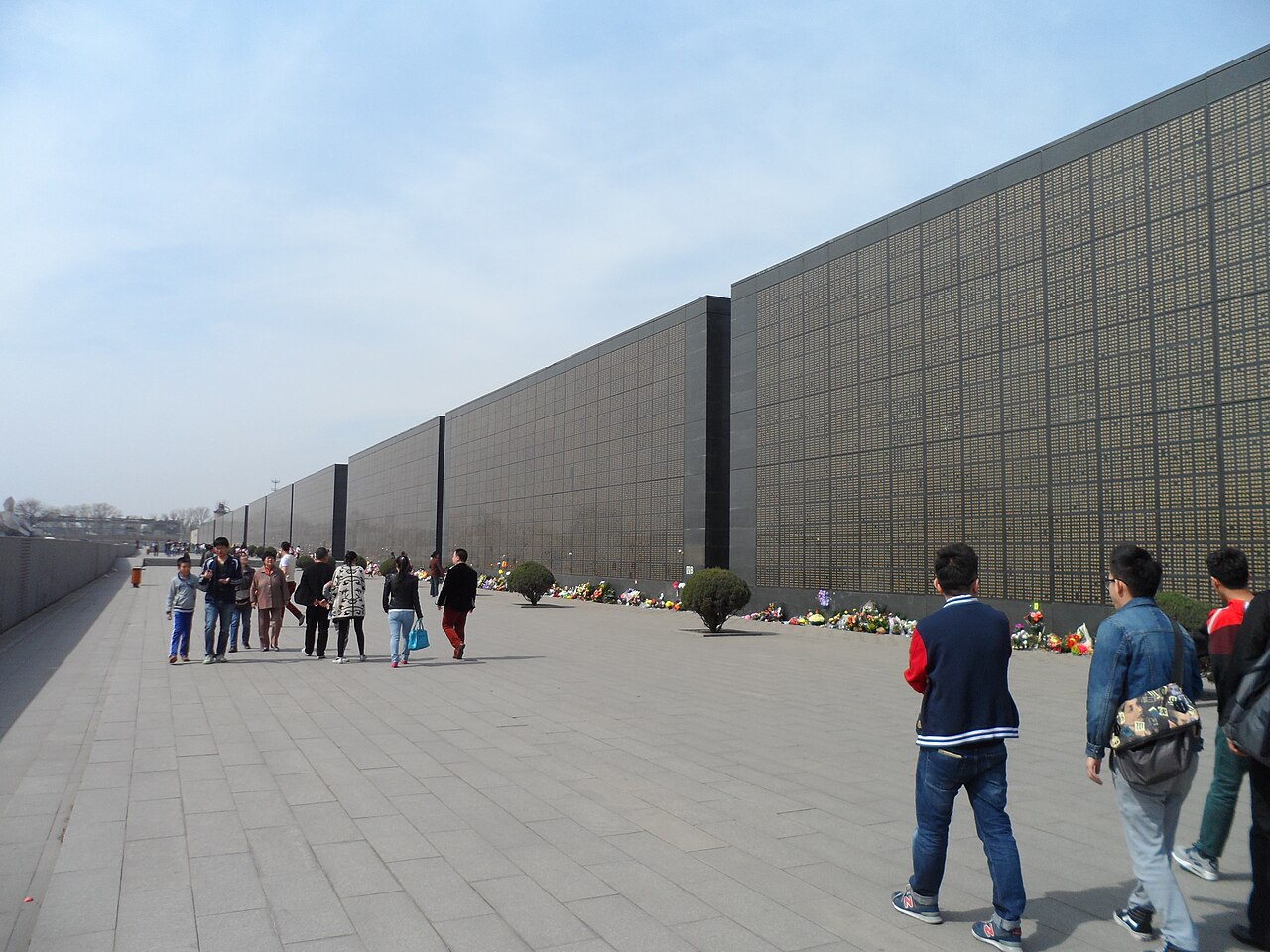 Tangshan Travel Guide: Earthquake Memorial, Nanhu, Qing Tombs