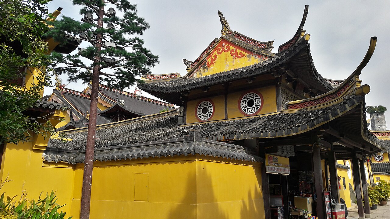 Jiangxin Temple roofs in Wenzhou