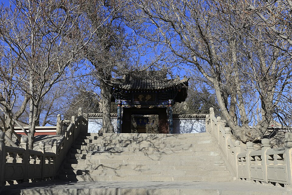 Wuwei Travel Guide: Leitai Han Tomb, Confucian Temple, and Hexi Corridor Stop (3-Day Route)
