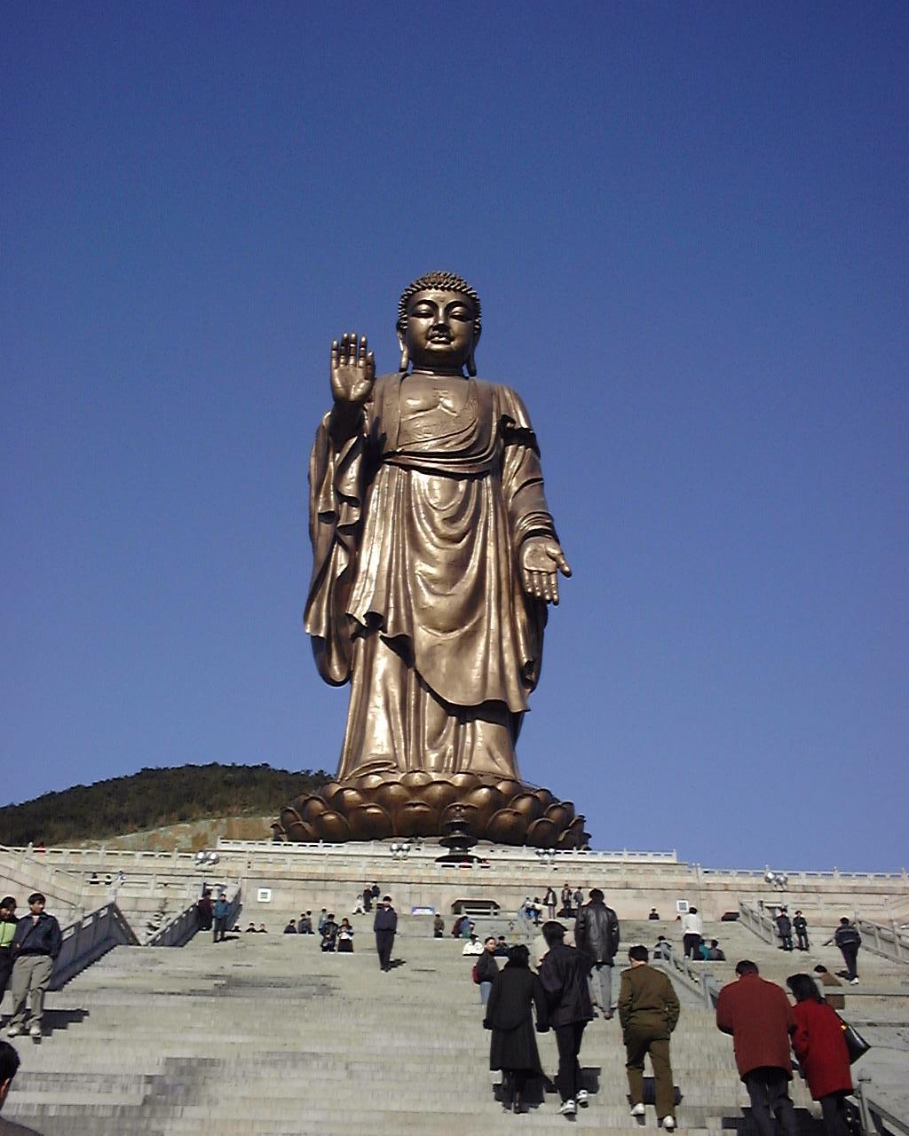 the Lingshan Grand Buddha