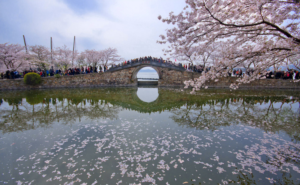 Wuxi Travel Guide: 5 Stops on Taihu (3-Day Route)