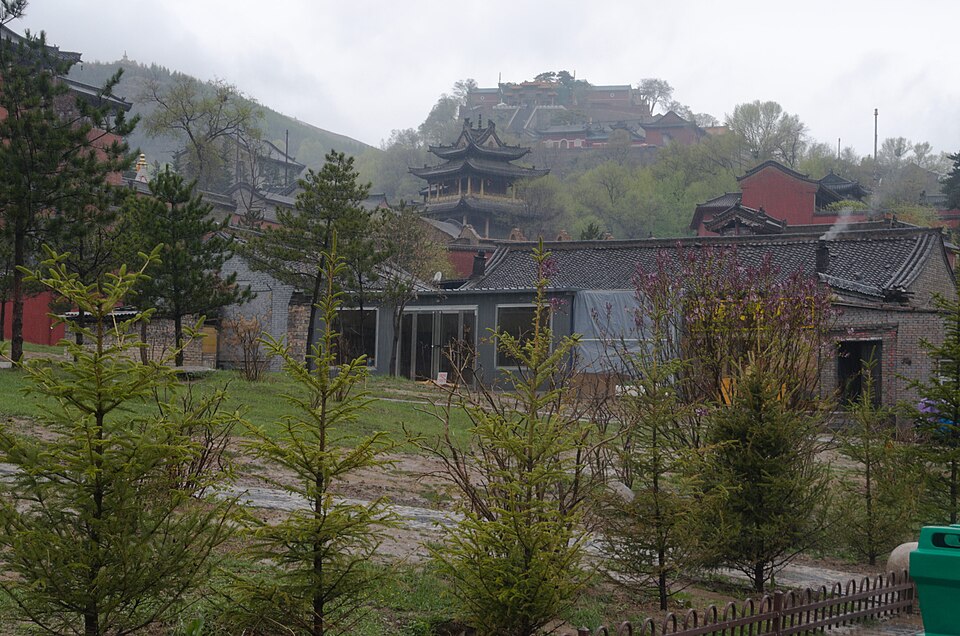 Xinzhou Travel Guide: Mount Wutai and Yanmen Pass (3-Day Route)