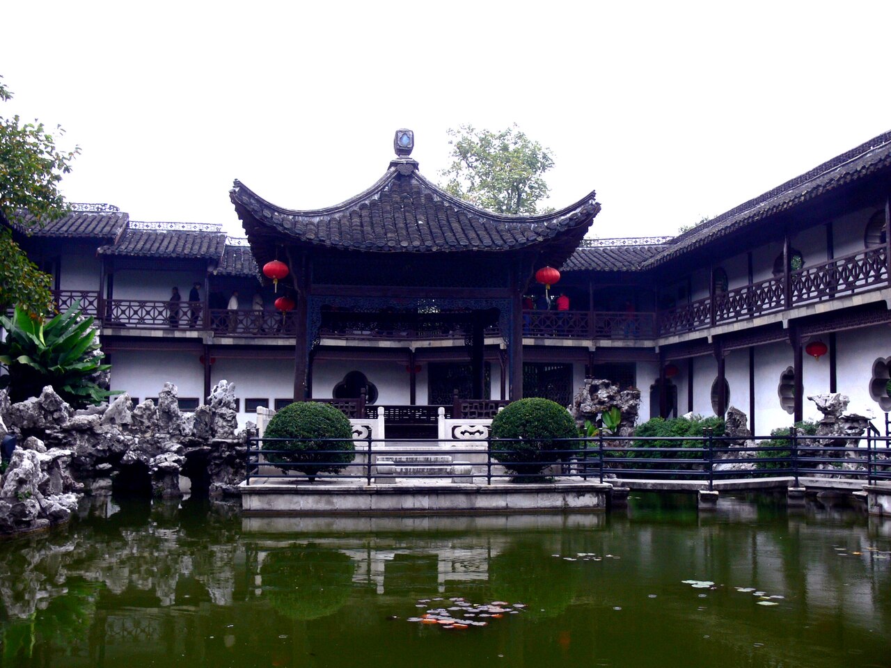 Heyuan, Yangzhou: Double-Decker Corridor and Late-Qing First Garden