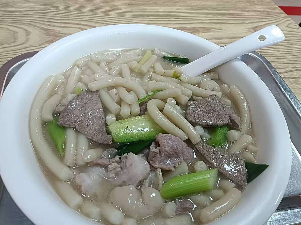 Guangxi Yulin style rice noodles bowl